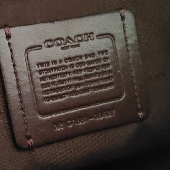 Coach Metallic Silver Camera Crossbody Handbag 38627 Embossed Signature Leather - Picture 7 of 10